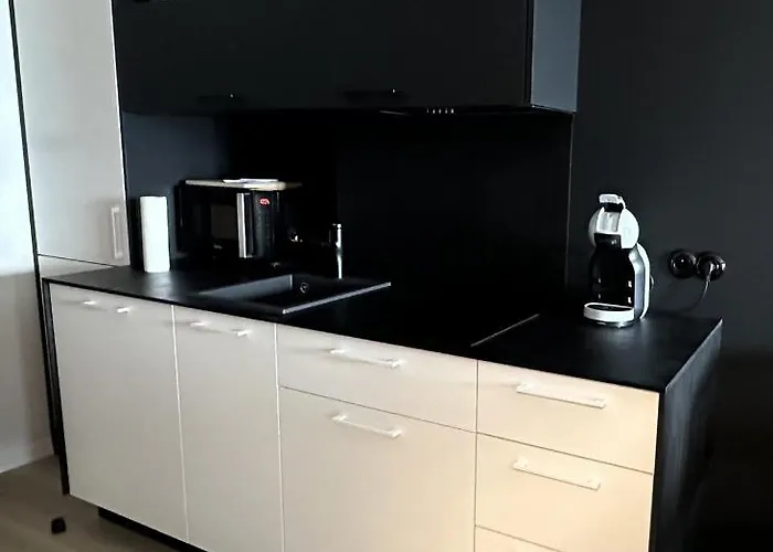 One שצ'קלארסקה פוראובה