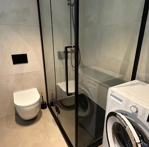 One שצ'קלארסקה פוראובה