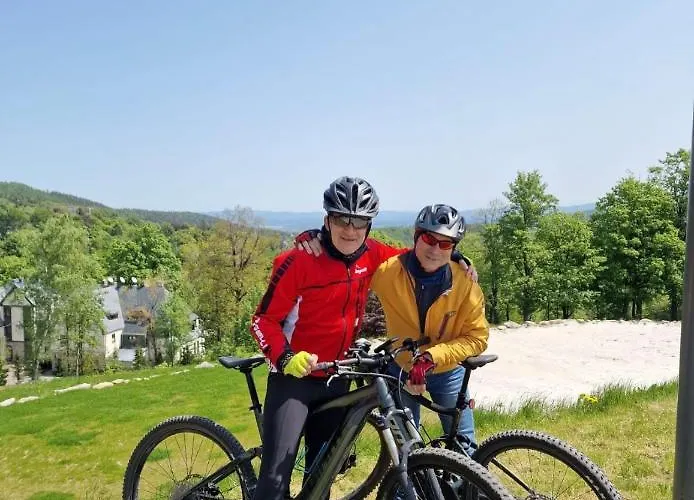 One شكلارسكا بوريبا