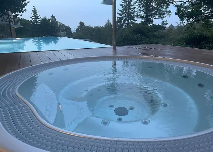 One شقة شكلارسكا بوريبا